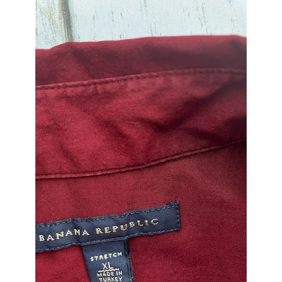 Banana Republic Men’s Stretch Button-down Burgundy Shortsleeve Collared Shirt XL - Picture 4 of 4
